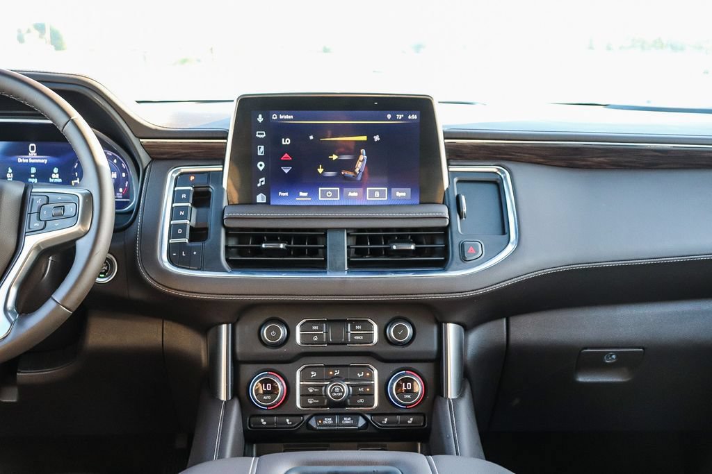 Used 2023 Chevrolet Suburban Z71 AWD/4WD image 16