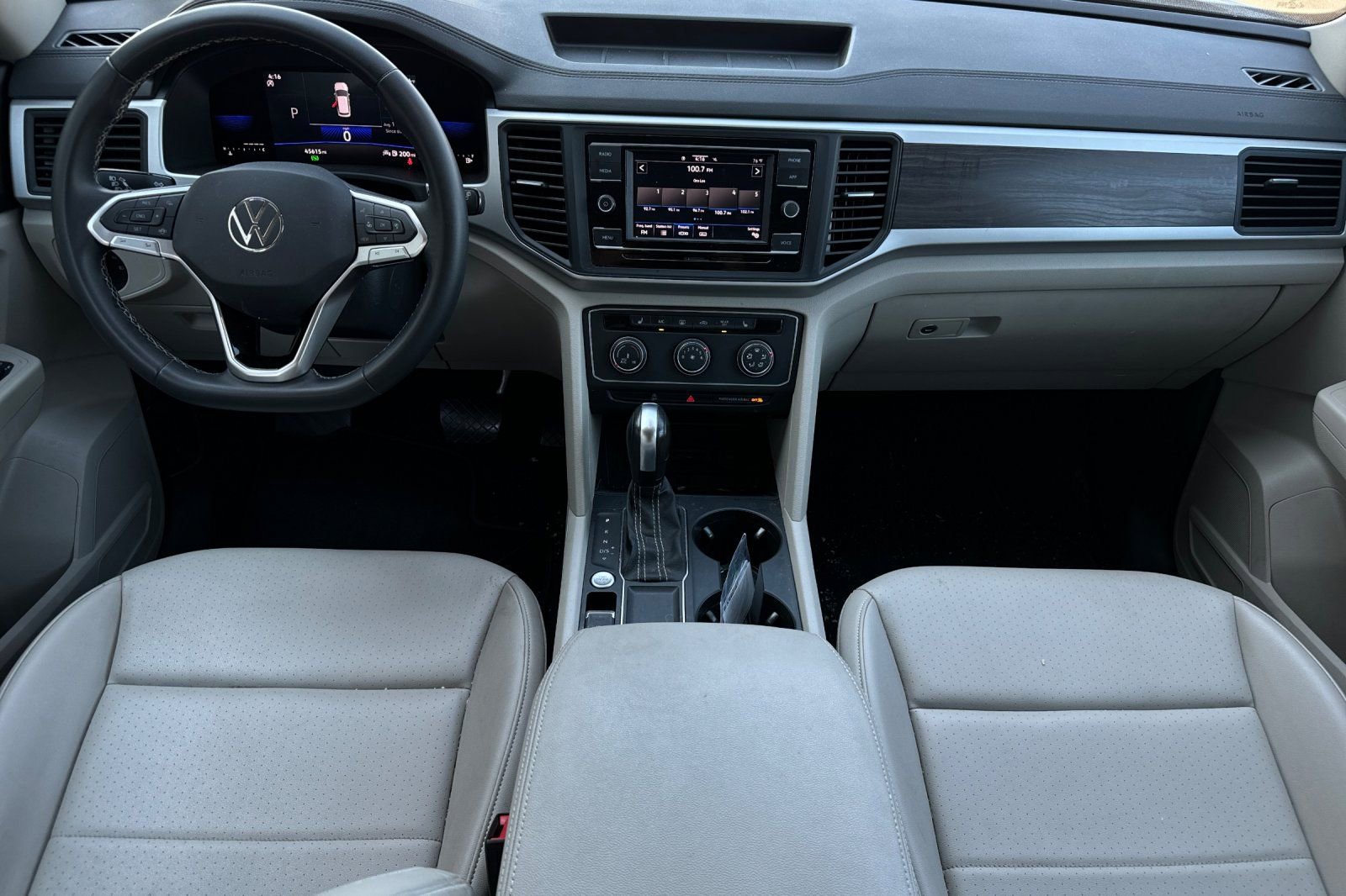 Used 2023 Volkswagen Atlas SE image 15