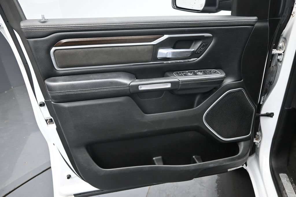 Used 2022 RAM 1500 Laramie AWD/4WD image 25