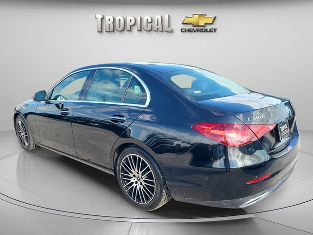 Used 2023 Mercedes-Benz C 300 4MATIC Sedan image 3