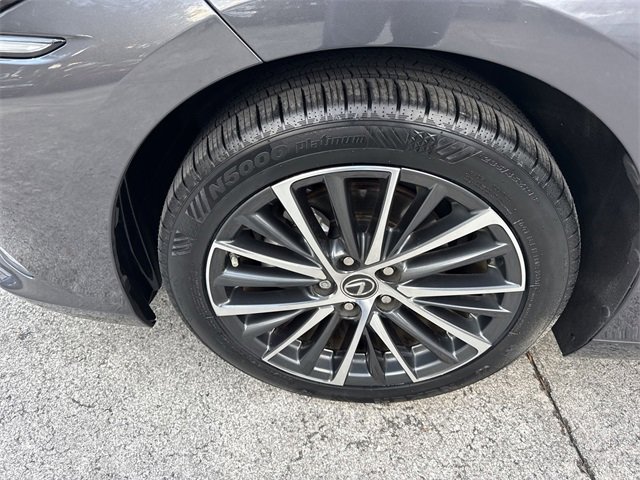 Certified 2023 Lexus ES 250 w/ Premium Package image 10