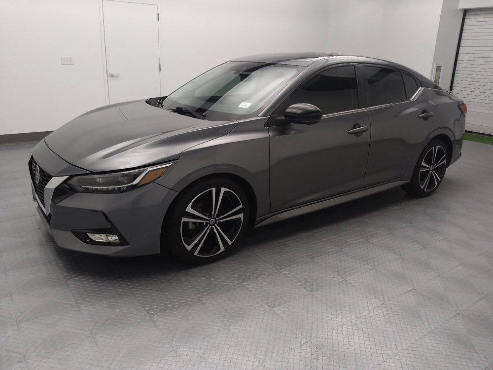 Used 2022 Nissan Sentra SR w/ SR Premium Package FWD image 2