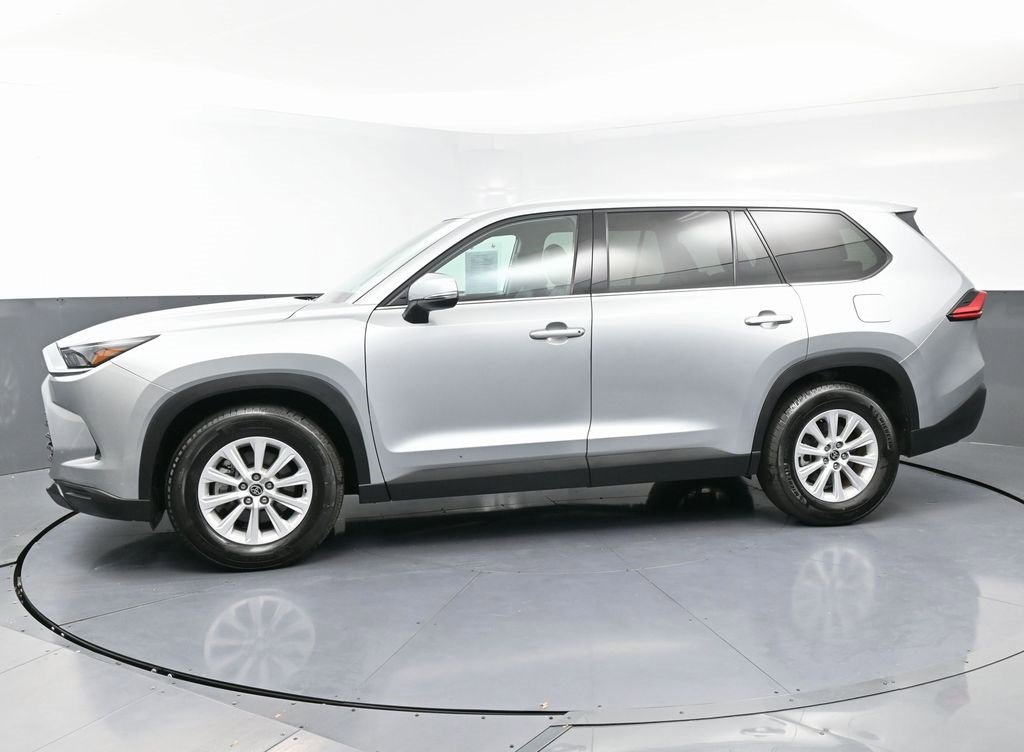 Used 2024 Toyota Grand Highlander XLE image 6