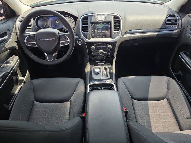 Used 2023 Chrysler 300 Touring w/ Sport Appearance Package image 12