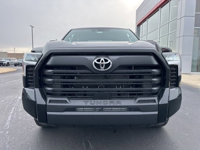 New 2026 Toyota Tundra SR image 2