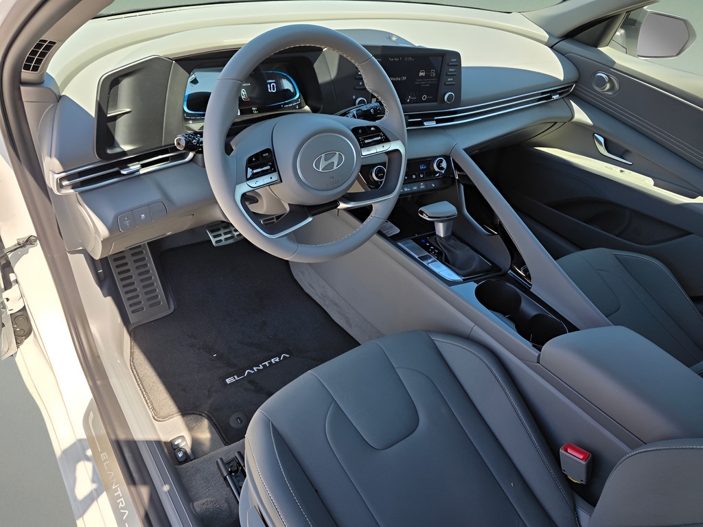 New 2026 Hyundai Elantra SEL Sport Premium FWD image 15