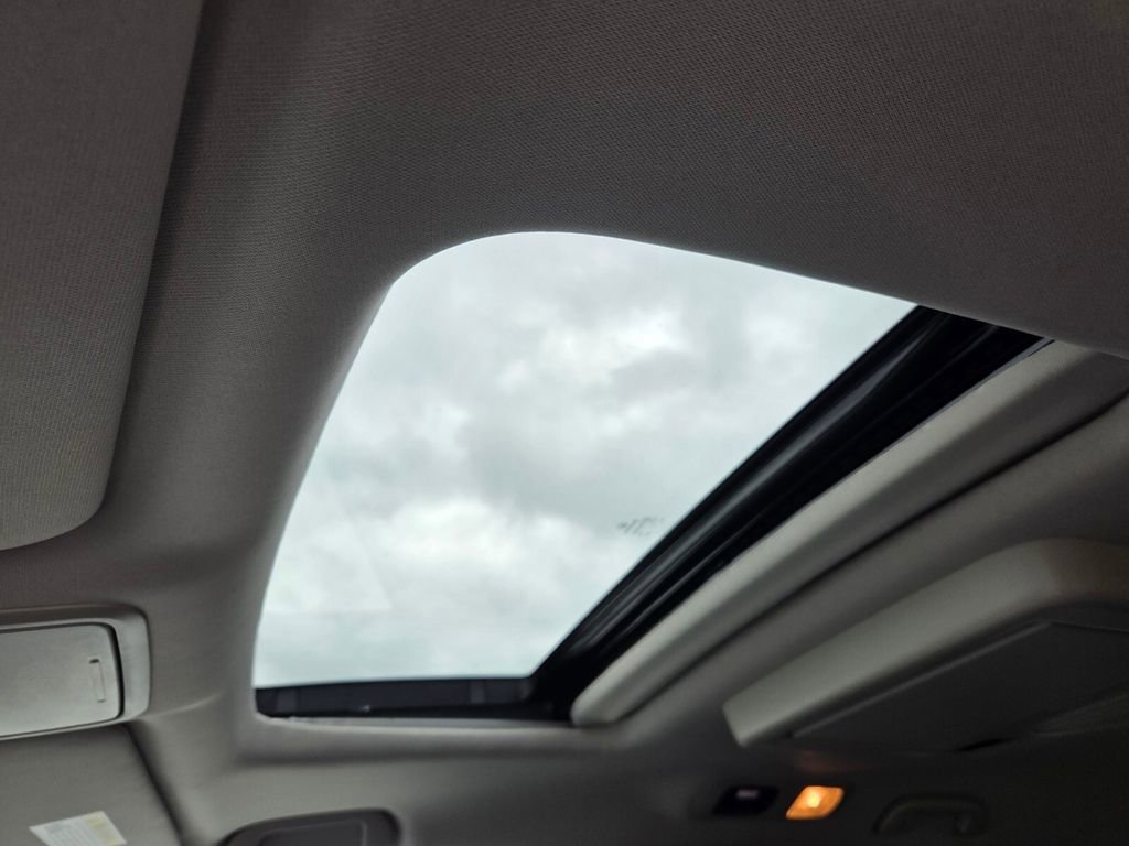 Used 2026 Honda Odyssey Touring image 6