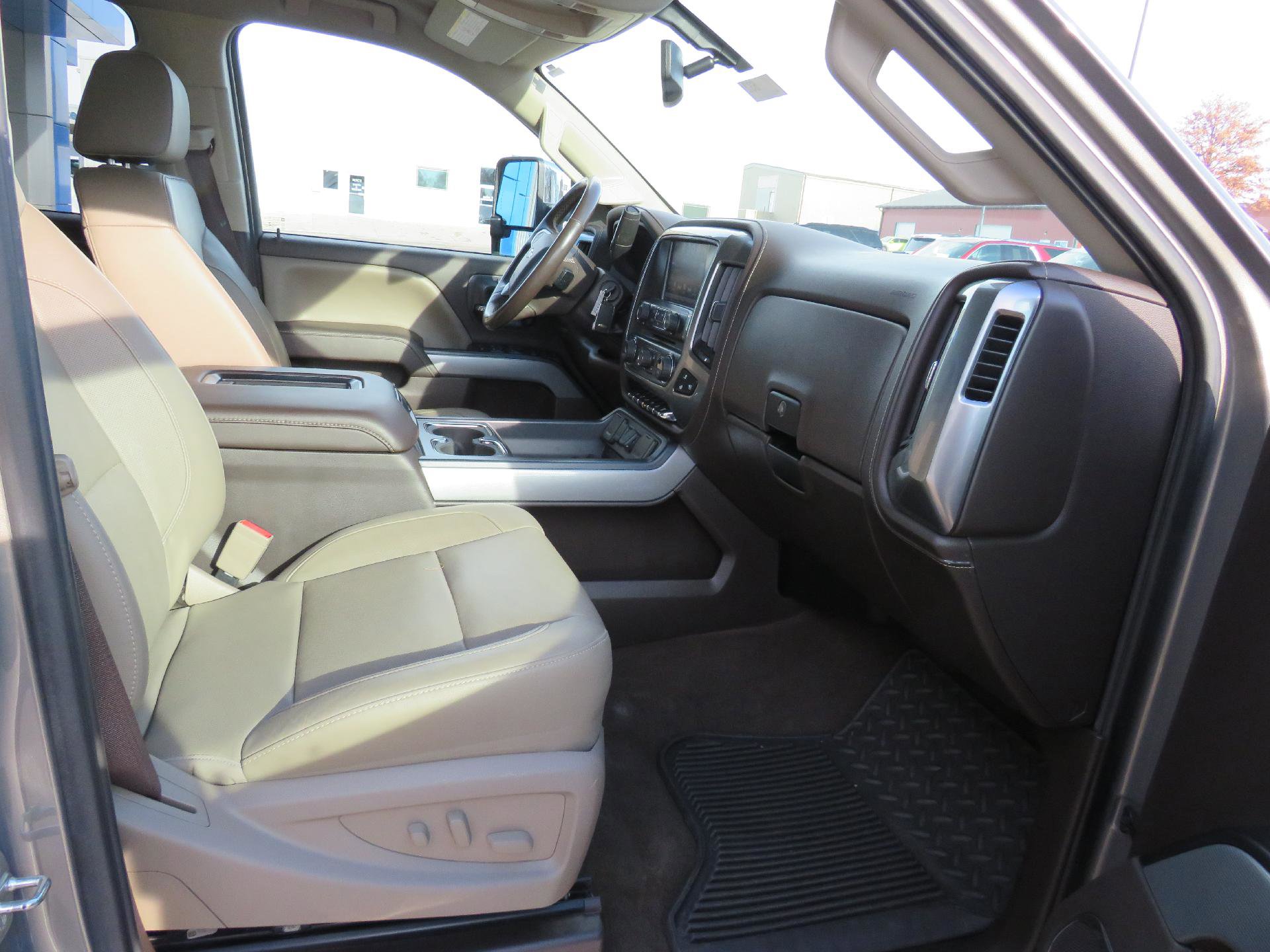 Used 2017 Chevrolet Silverado 2500 LTZ w/ Duramax Plus Package image 11