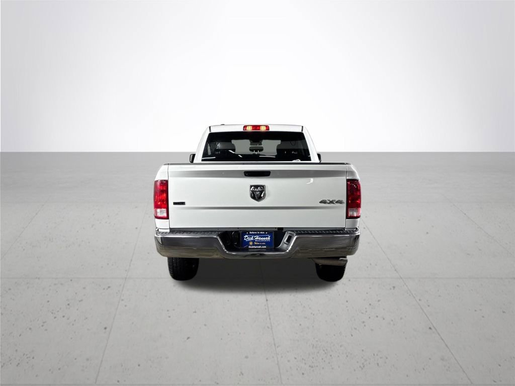 Used 2024 RAM 1500 Classic SLT image 7