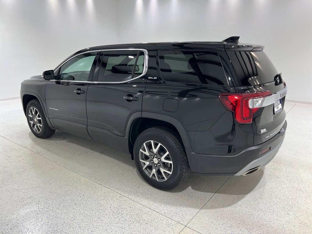 Used 2023 GMC Acadia SLE w/ LPO, Floor Liner Package image 3