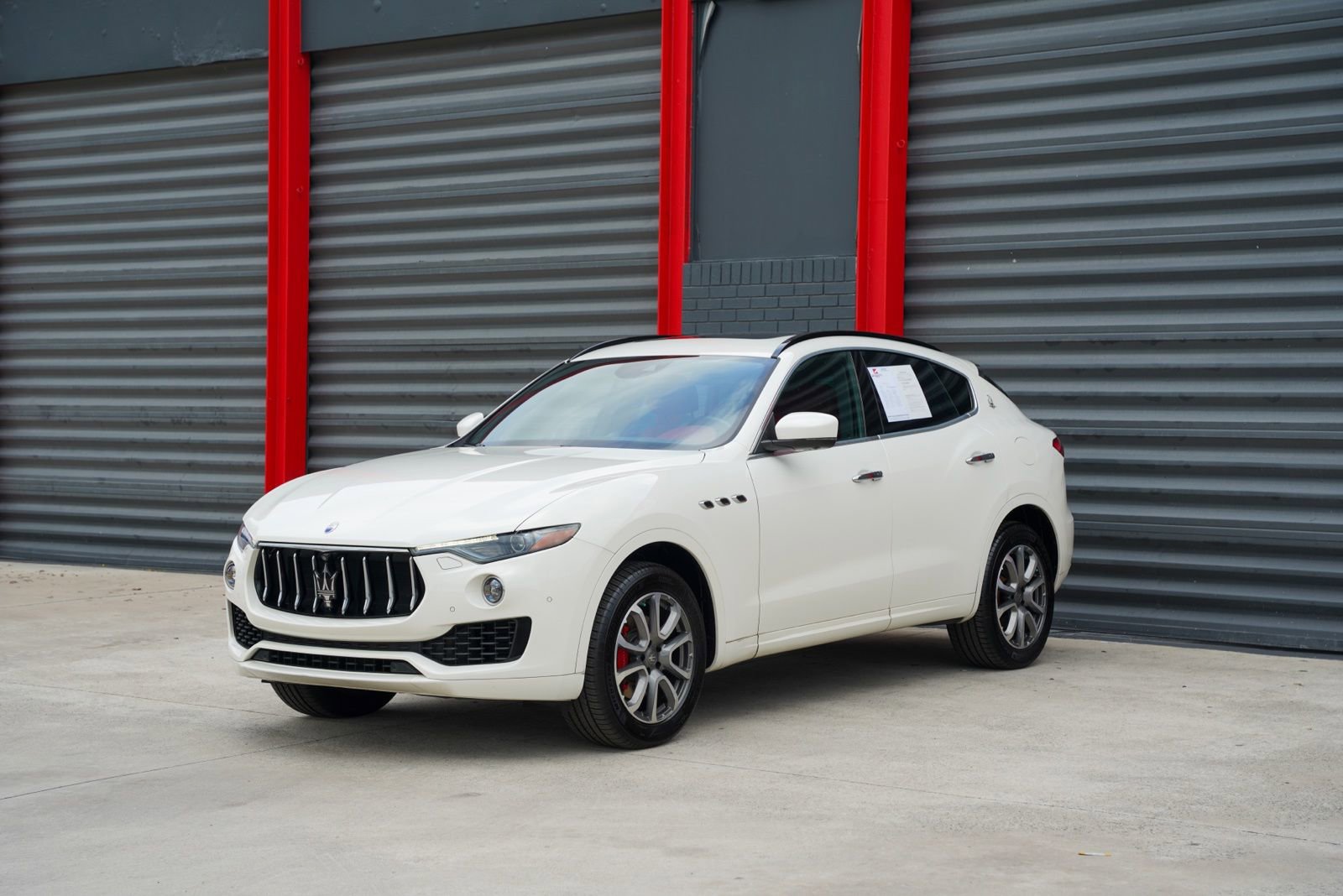 Used 2019 Maserati Levante image 1