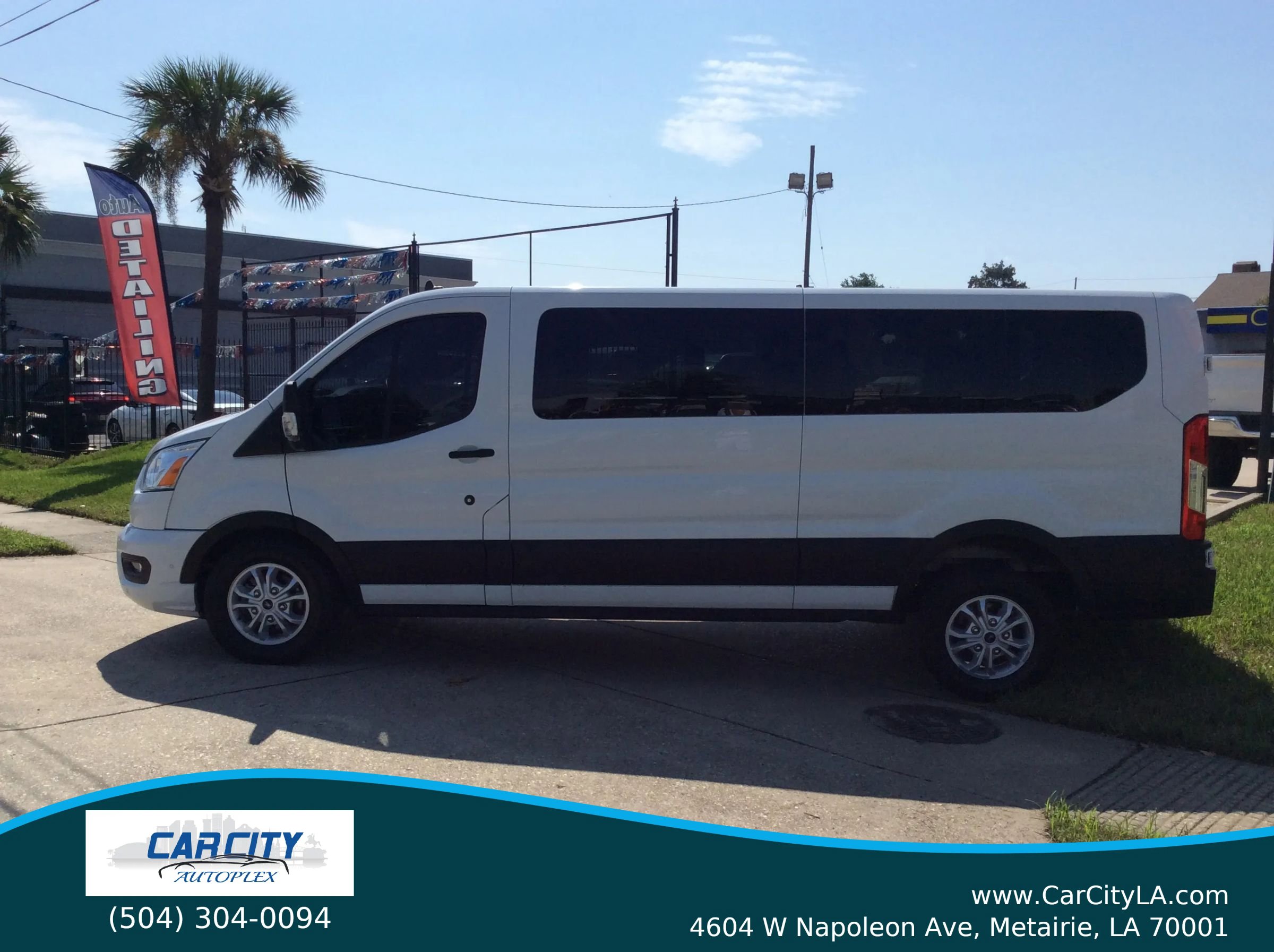 Used 2021 Ford Transit 350 XLT image 4