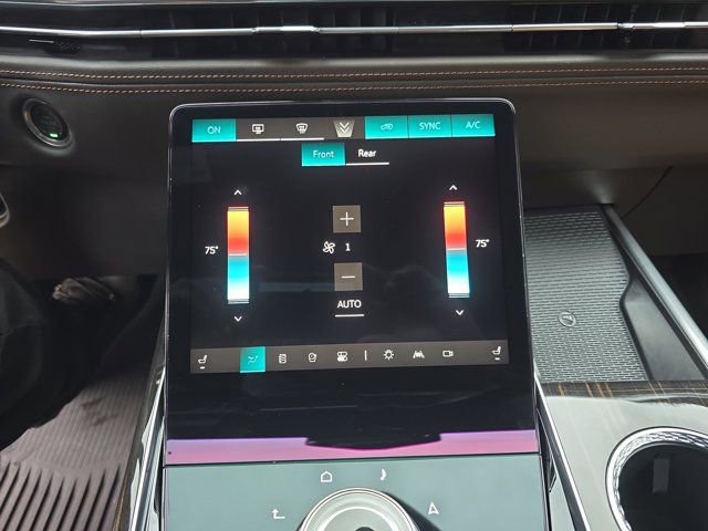 Certified 2025 Cadillac Escalade ESV Premium Luxury w/ Touring Package image 21