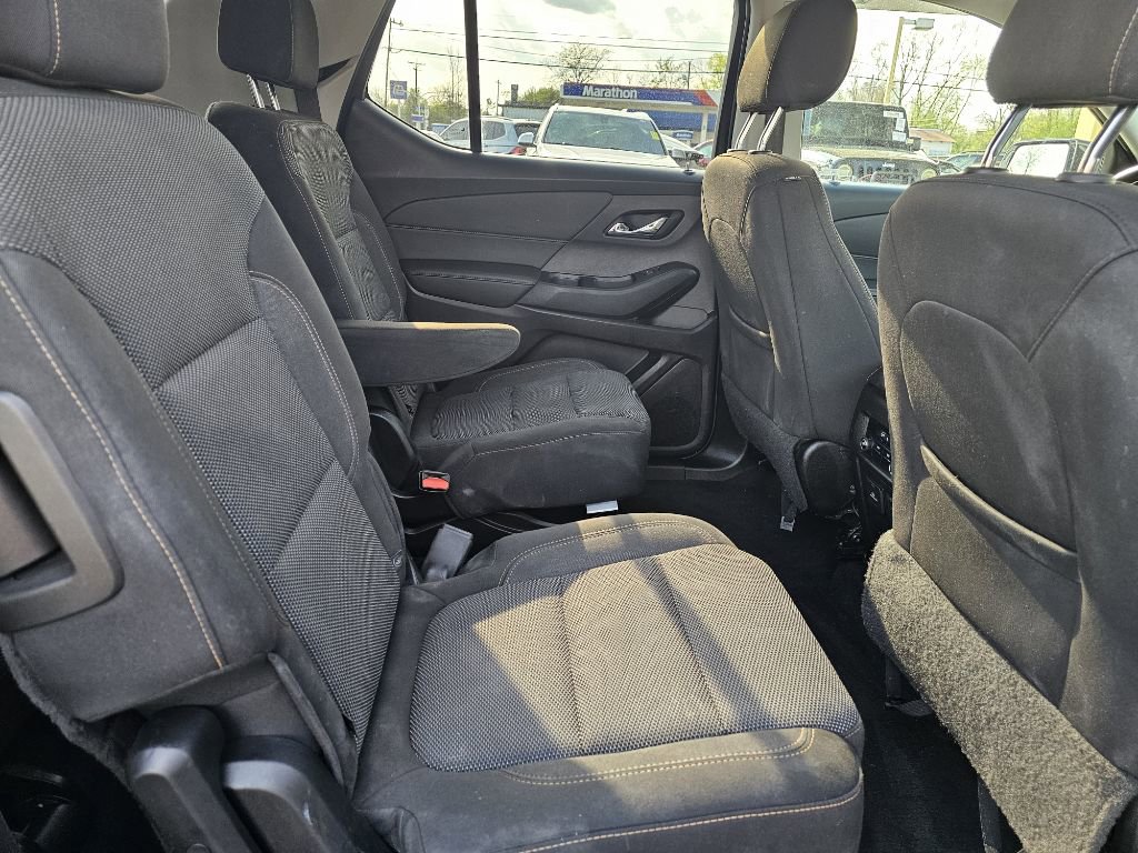 Used 2019 Chevrolet Traverse LT FWD image 31