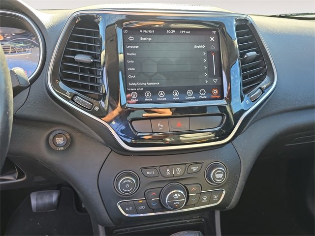 Used 2019 Jeep Cherokee Limited image 10