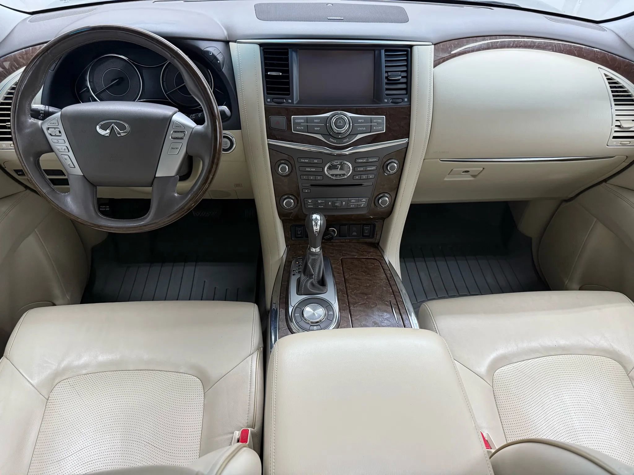 Used 2017 INFINITI QX80 2WD image 2