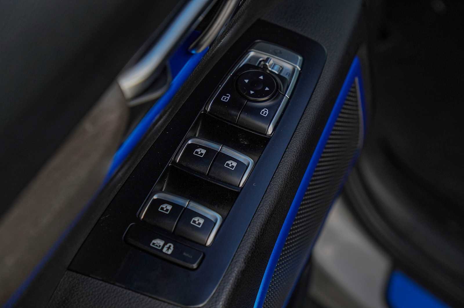 Certified 2022 Kia Telluride SX w/ SX Prestige Package image 25