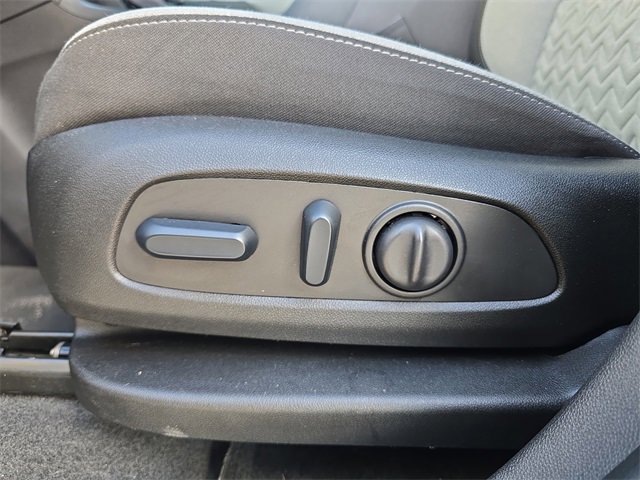 Used 2024 Chevrolet Equinox LT image 15