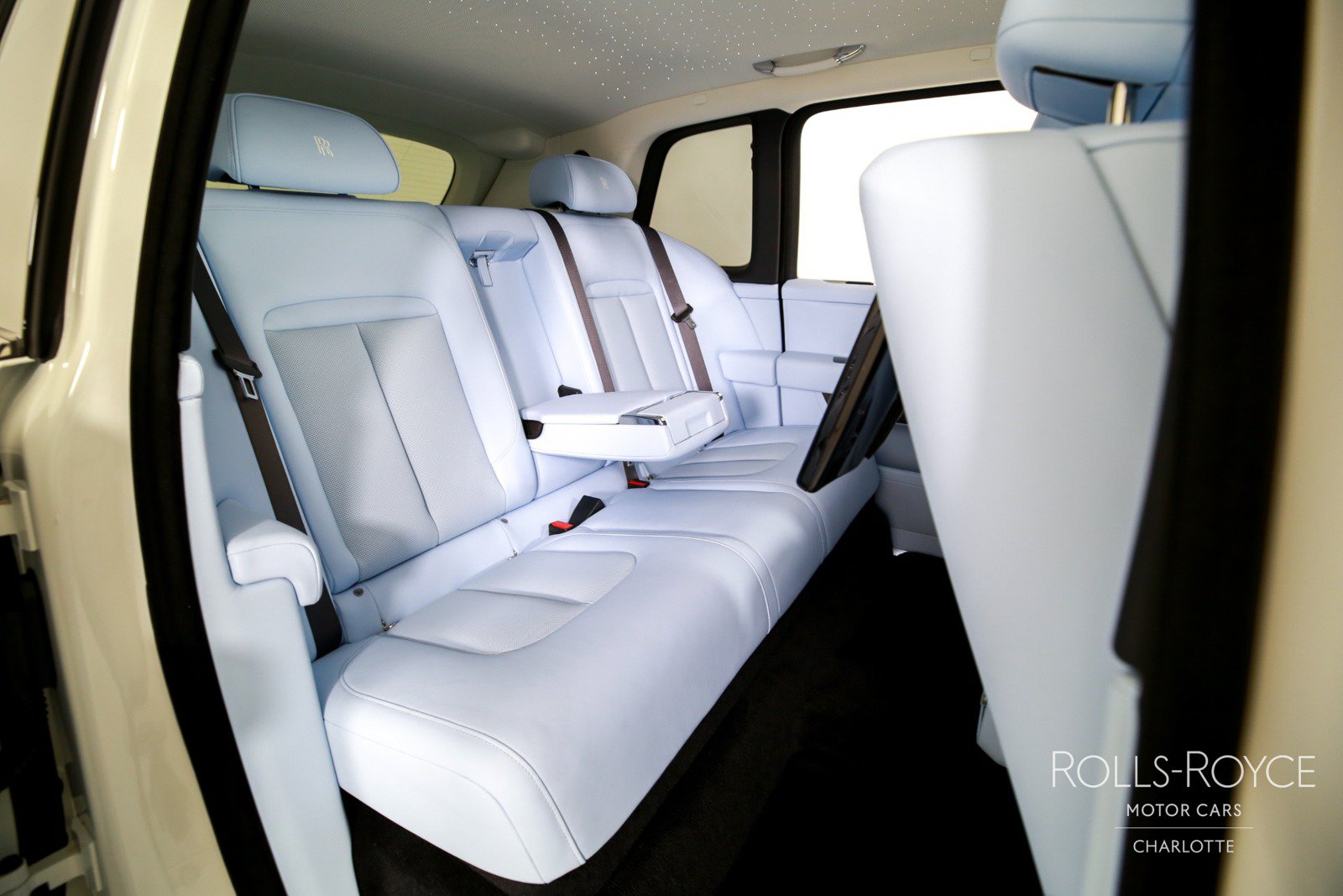 New 2026 Rolls-Royce Cullinan AWD/4WD image 29