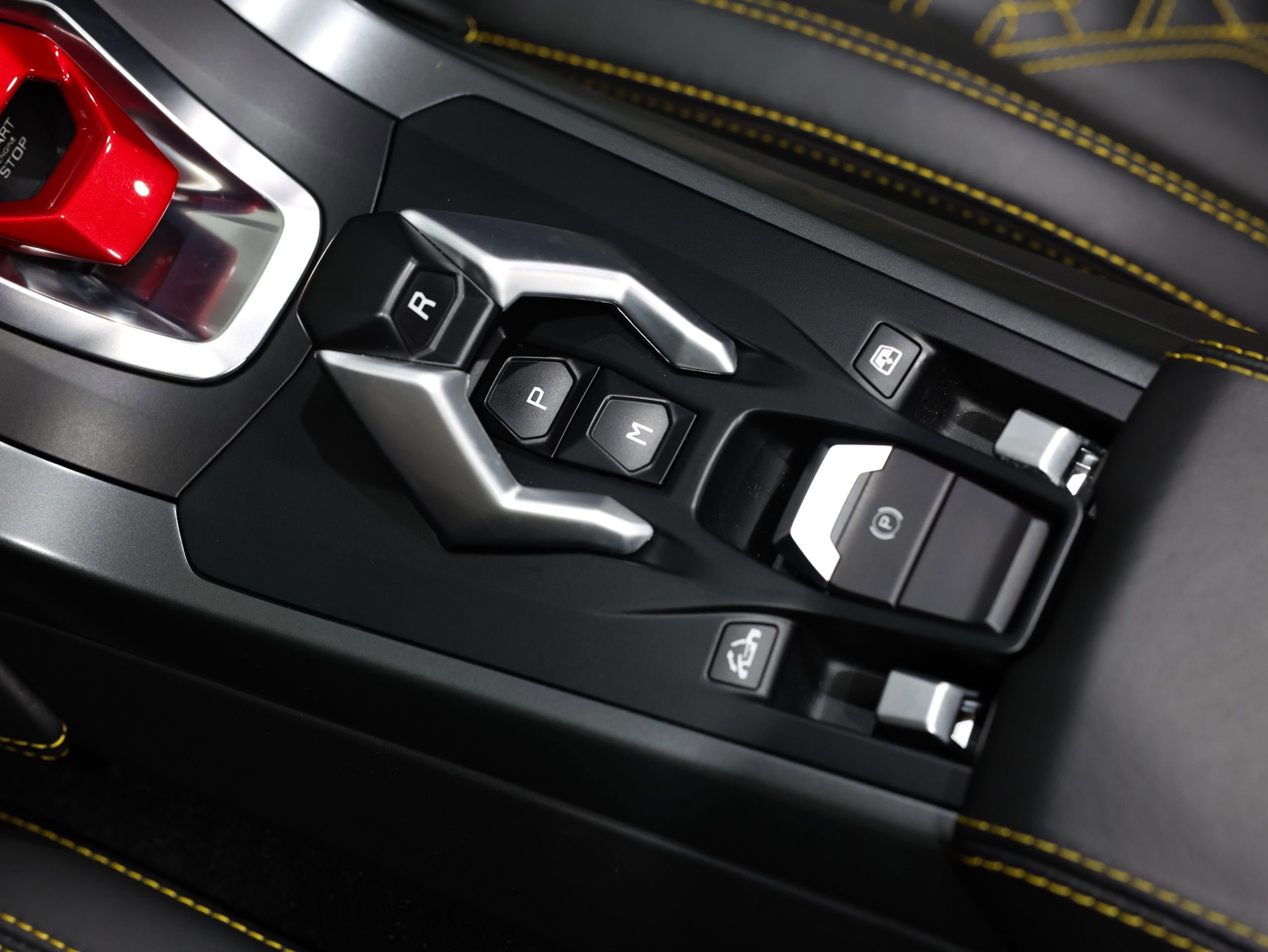 Used 2018 Lamborghini Huracan LP 580-2 RWD image 50