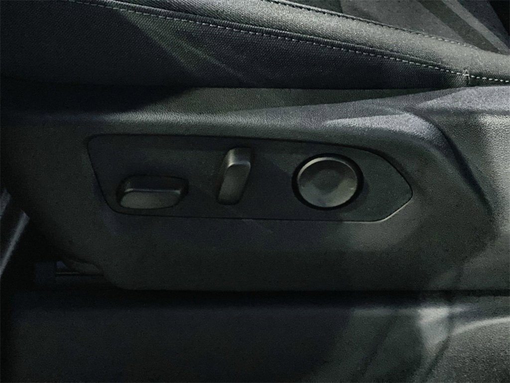 New 2026 GMC Sierra 1500 SLE image 33