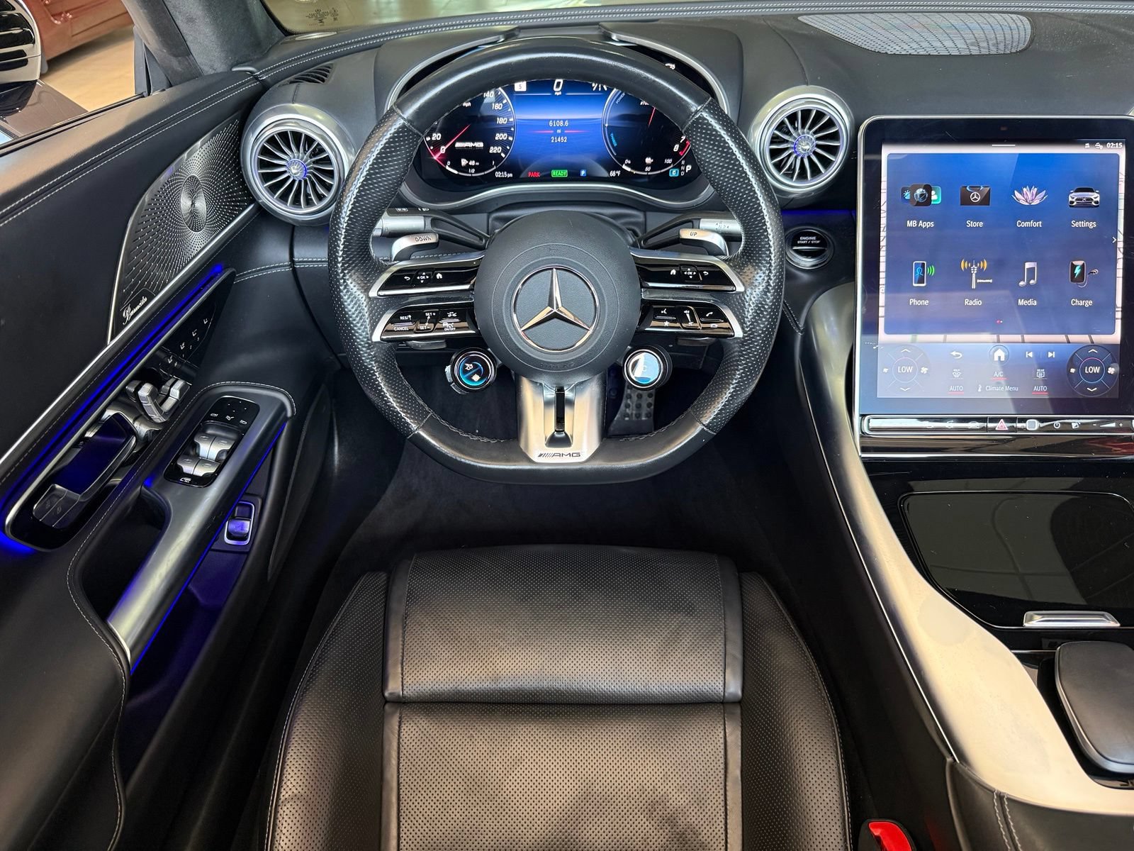 Used 2025 Mercedes-Benz SL 63 AMG S e Performance 4MATIC image 28