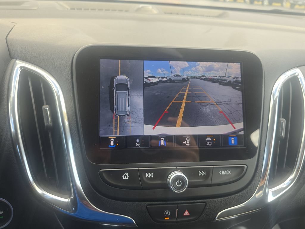 Used 2023 Chevrolet Equinox LT AWD/4WD image 27