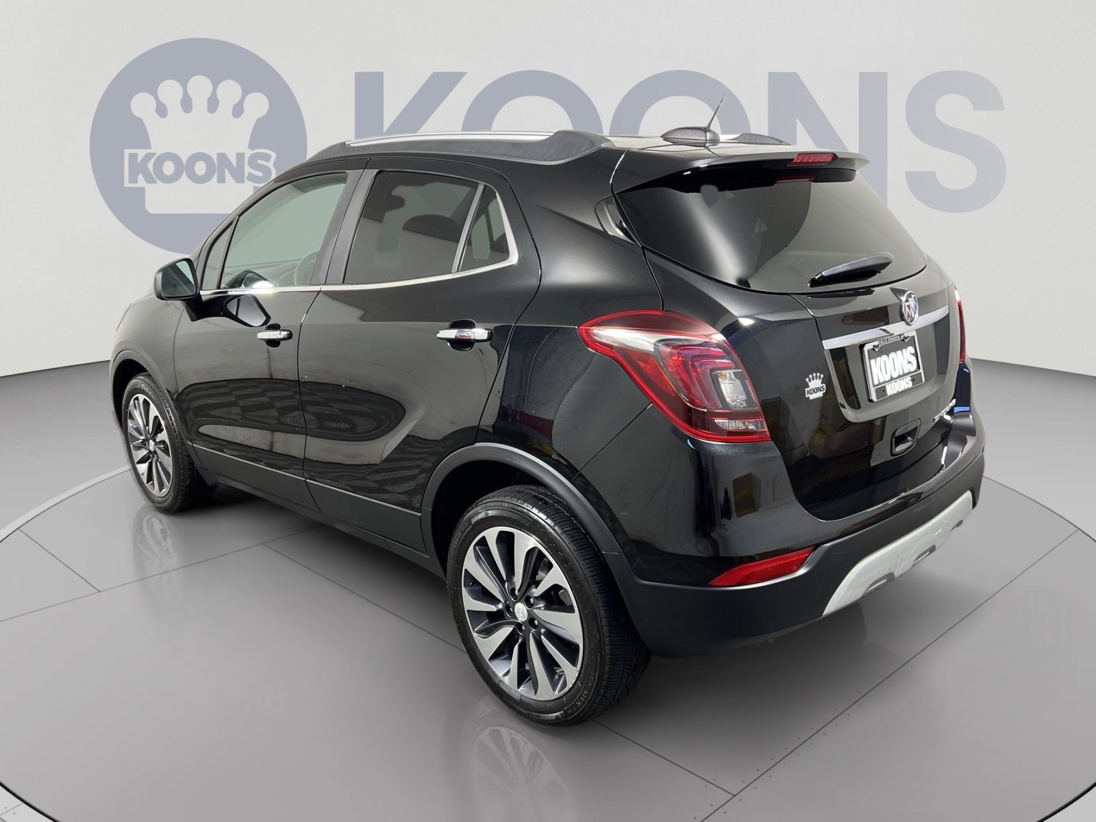 Used 2021 Buick Encore Preferred w/ Safety Package FWD image 8