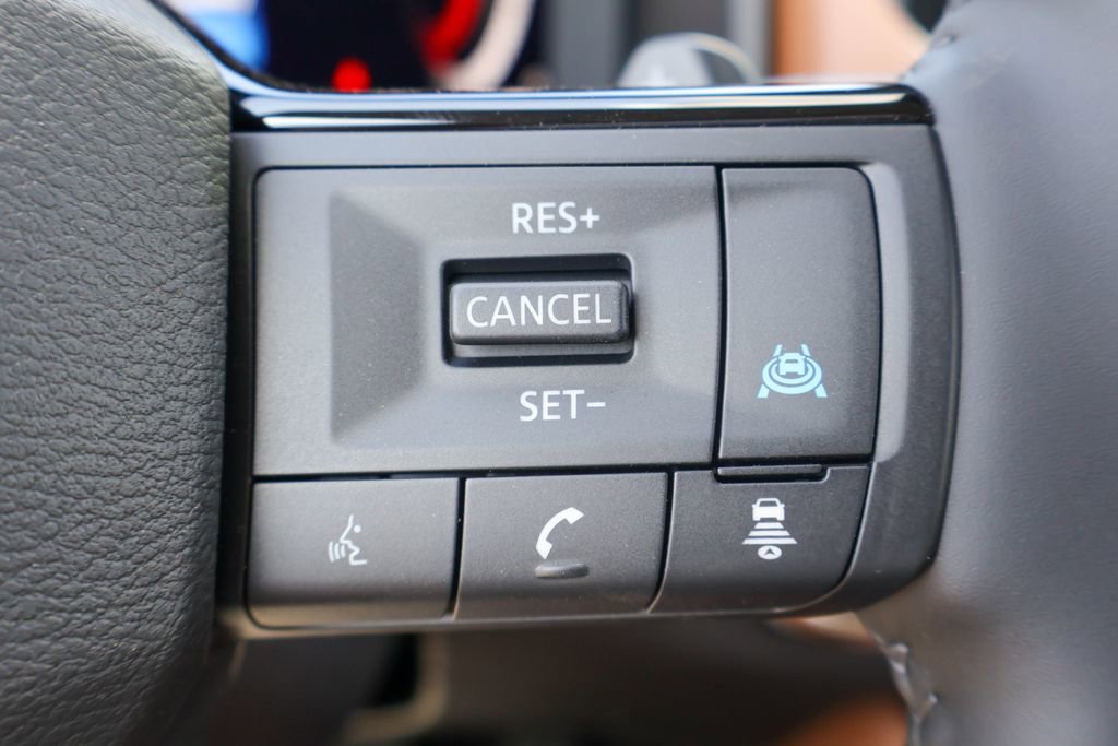 New 2026 Nissan Rogue Platinum AWD/4WD image 12