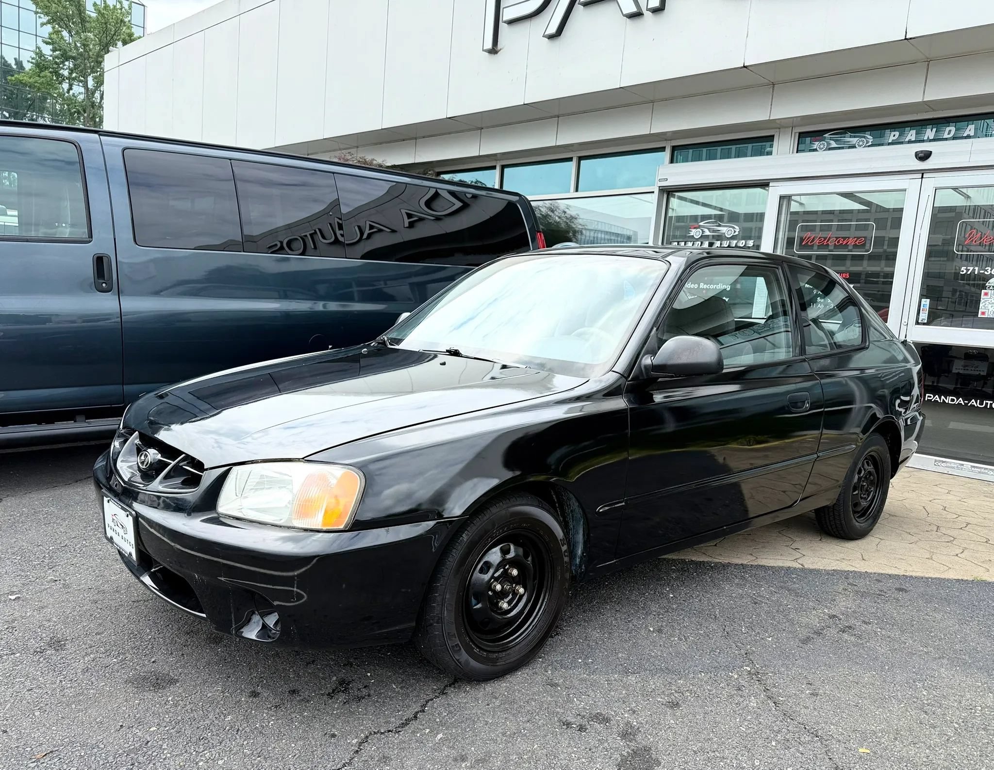 Used 2002 Hyundai Accent GS FWD image 3