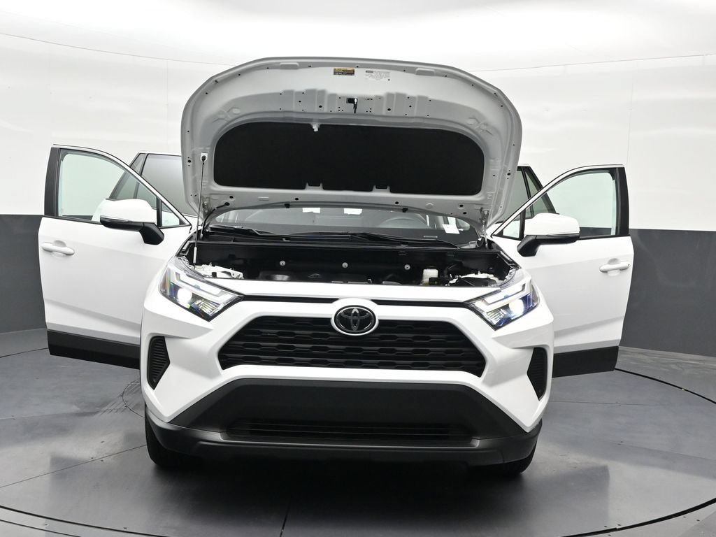 Used 2025 Toyota RAV4 XLE w/ Convenience Package FWD image 36