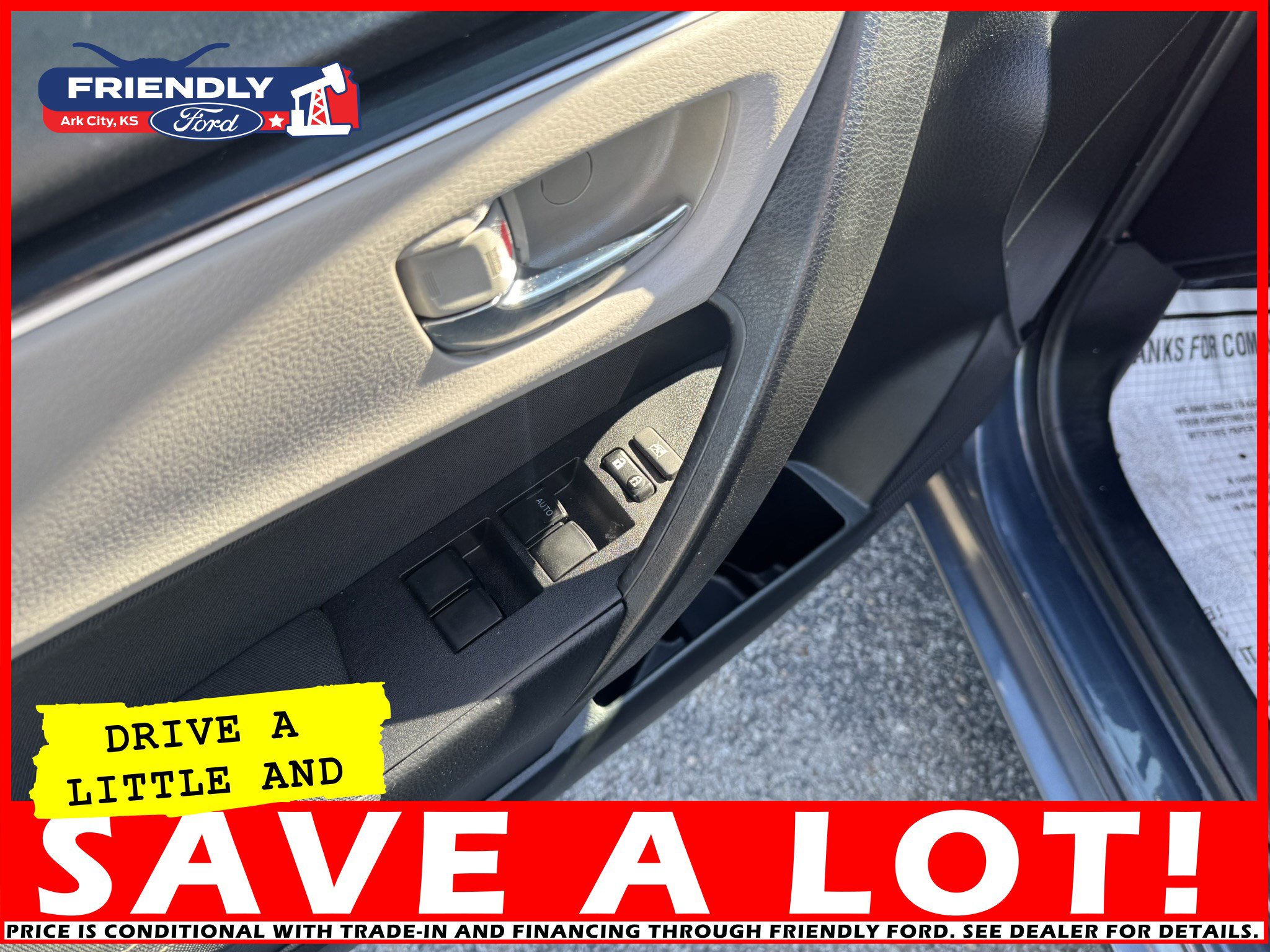 Used 2018 Toyota Corolla LE image 10