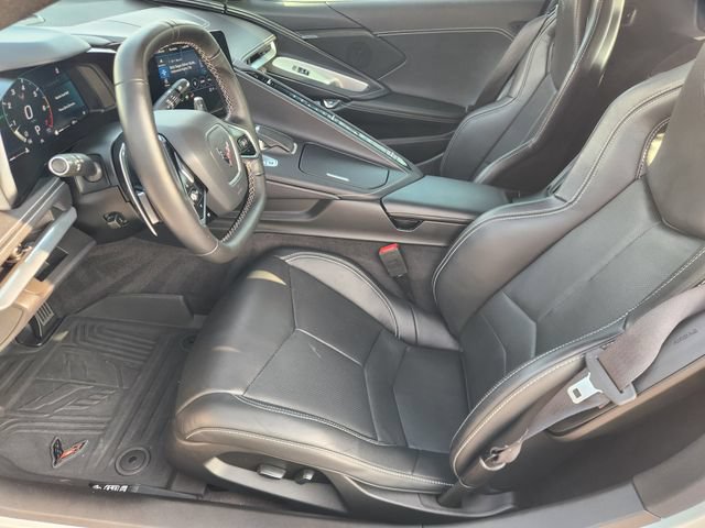 Used 2022 Chevrolet Corvette Stingray Coupe w/ 1LT RWD image 13