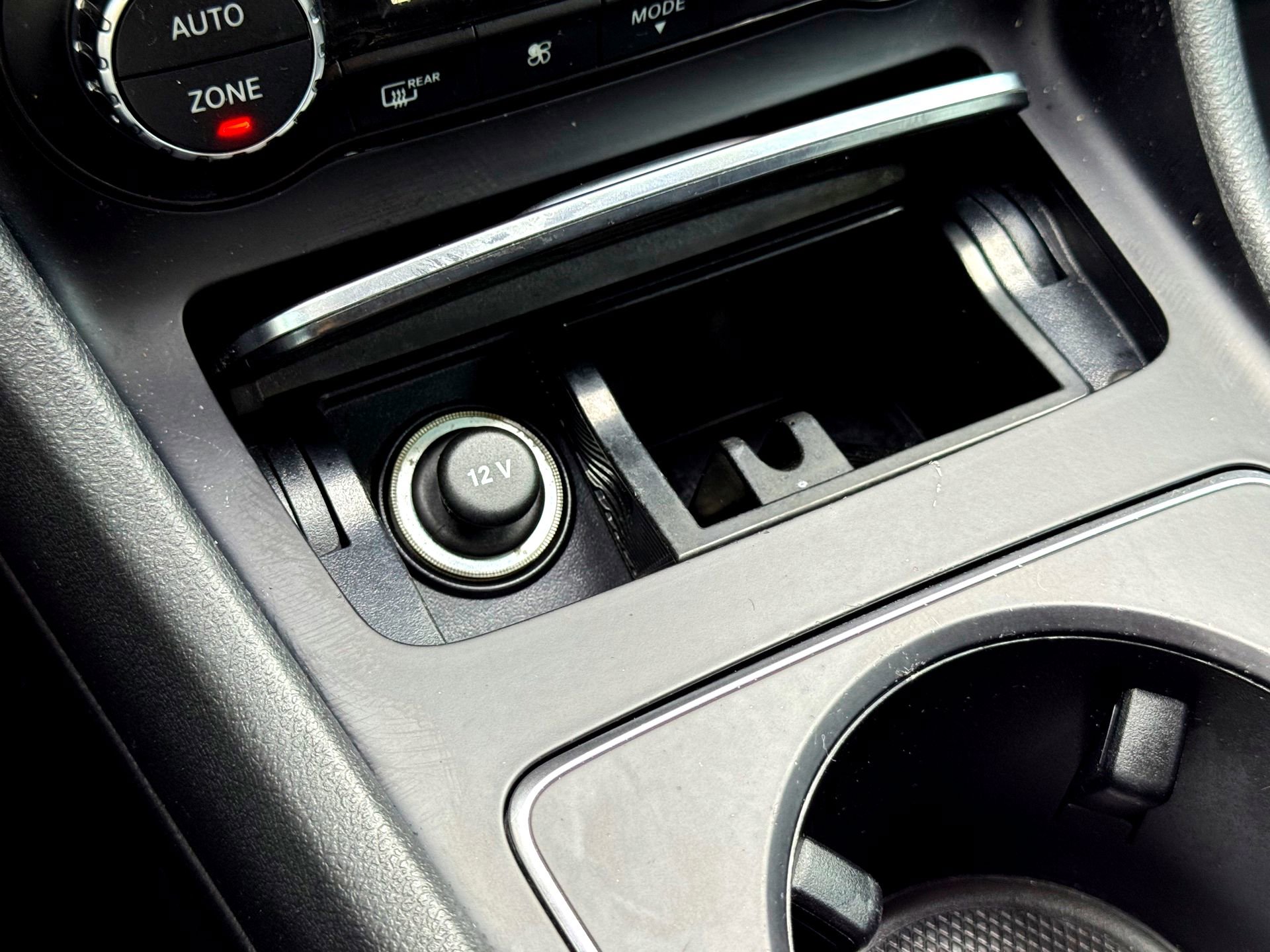 Used 2019 Mercedes-Benz GLA 250 4MATIC image 28