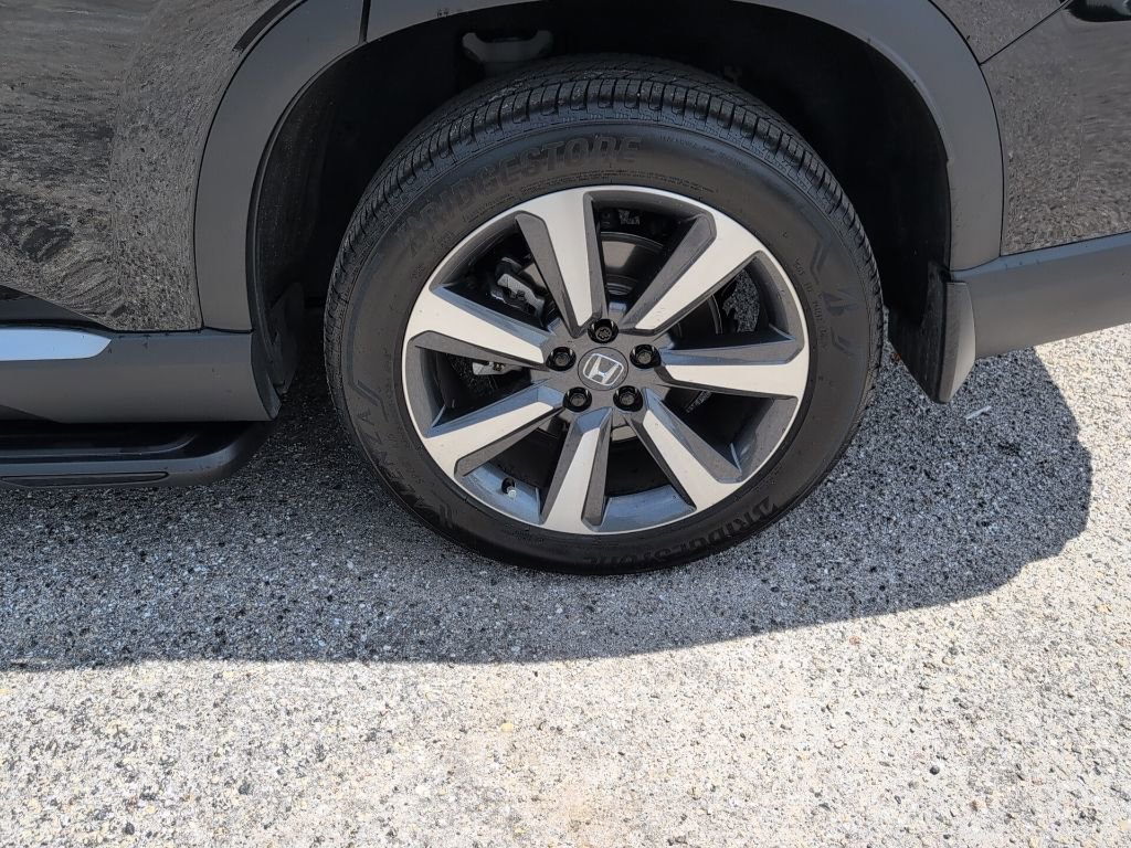 Used 2024 Honda Pilot Touring image 16
