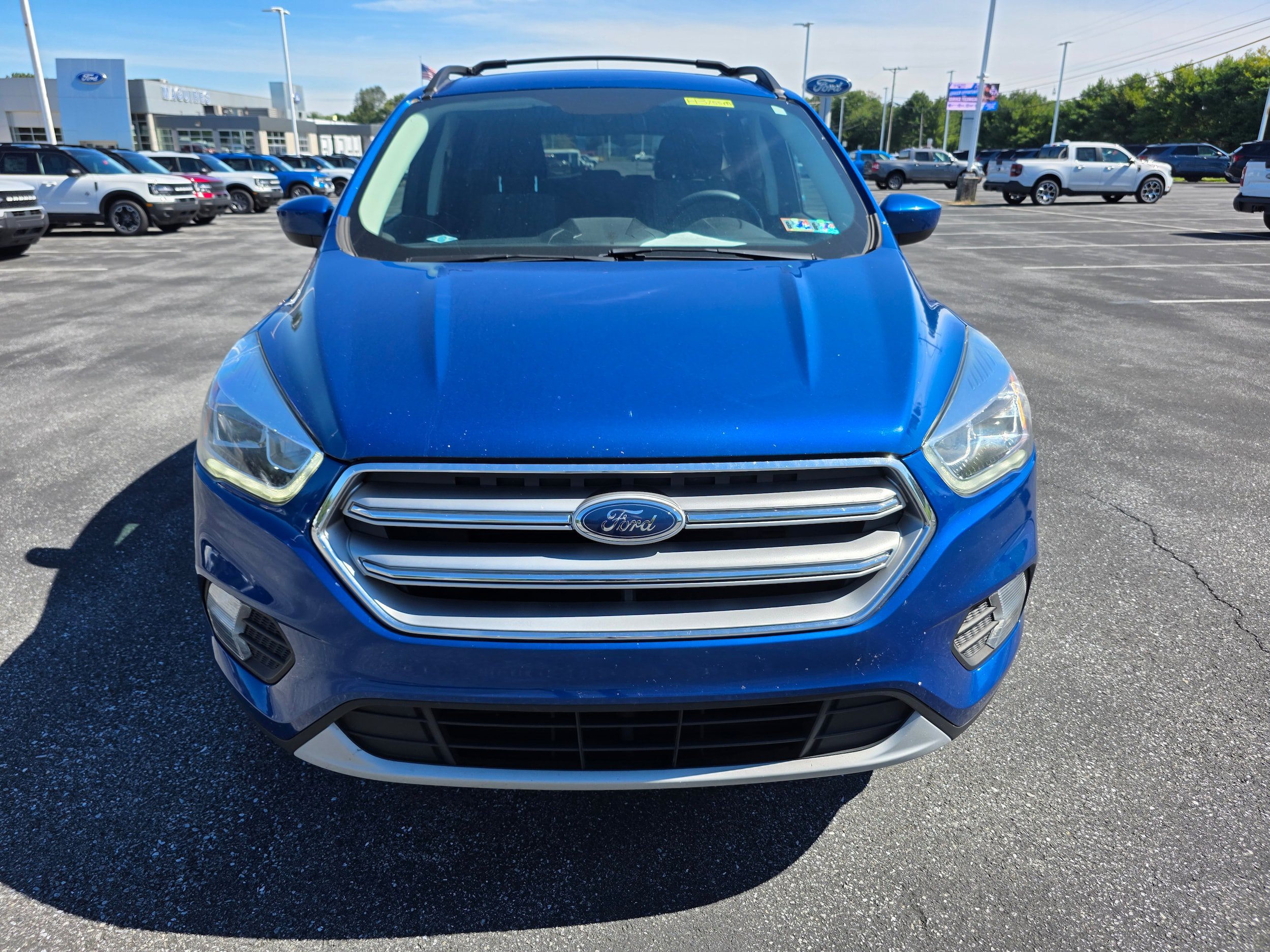 Used 2017 Ford Escape SE w/ Equipment Group 201A AWD/4WD image 8