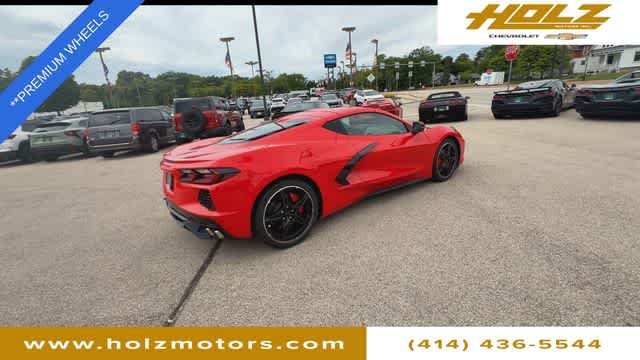 Certified 2022 Chevrolet Corvette Stingray Preferred Cpe w/ Engine Appearance Package RWD image 10