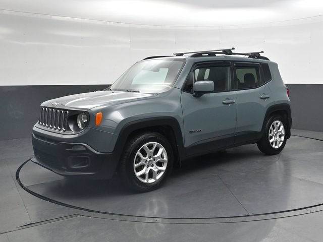 Used 2016 Jeep Renegade Latitude FWD image 9