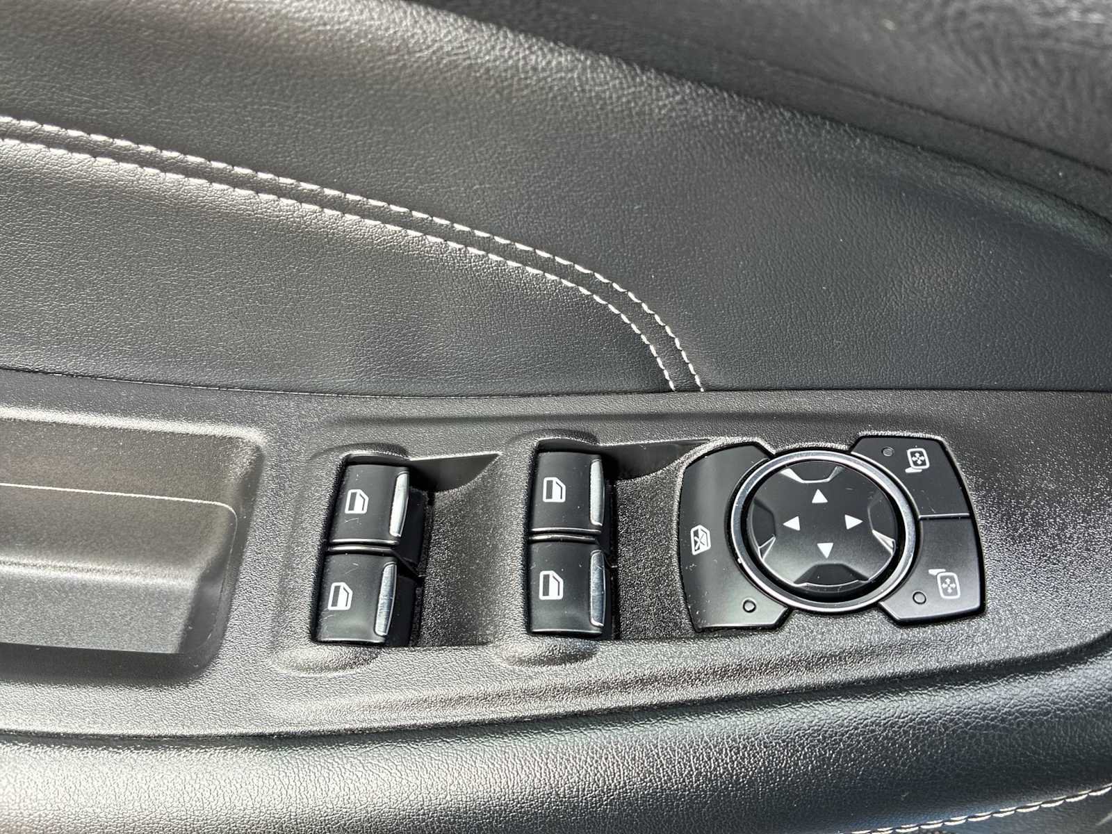 Used 2024 Ford Edge Titanium AWD/4WD image 15