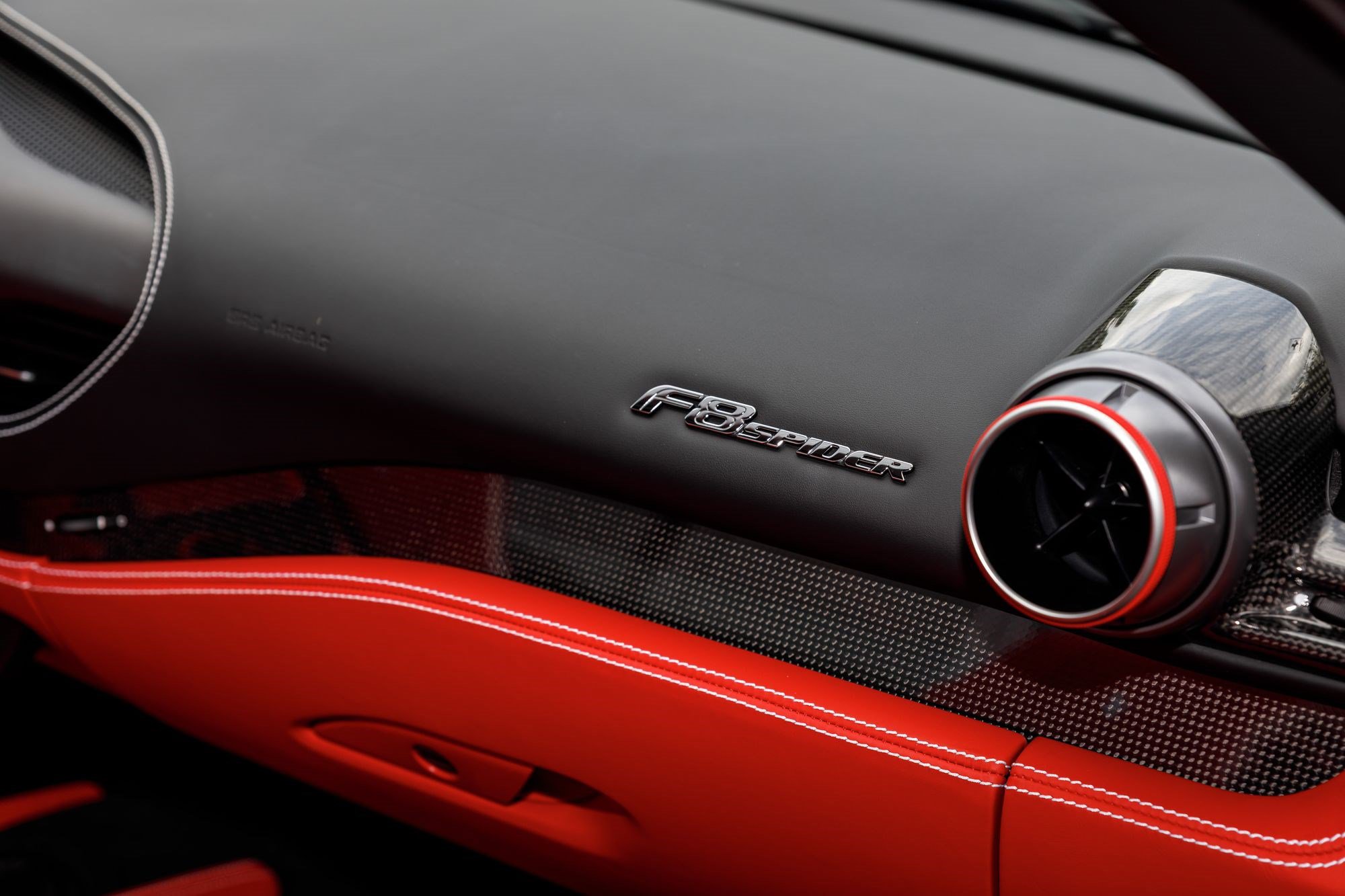 Used 2022 Ferrari F8 Tributo RWD image 16