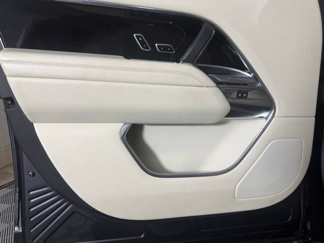 Used 2023 Land Rover Range Rover SE AWD/4WD image 14