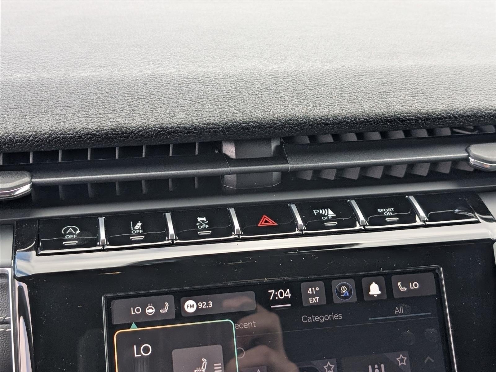 New 2026 Jeep Grand Cherokee Laredo X AWD/4WD image 28