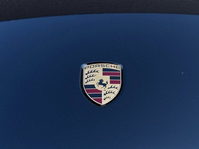 Certified 2025 Porsche Macan GTS image 30