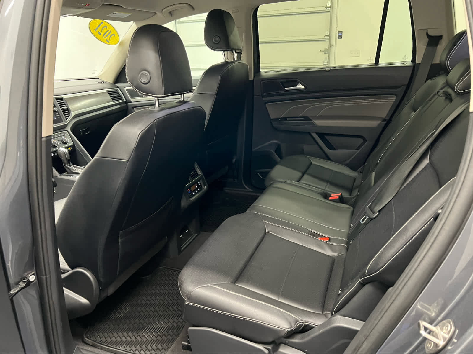 Used 2021 Volkswagen Atlas SE w/ Towing Package image 28