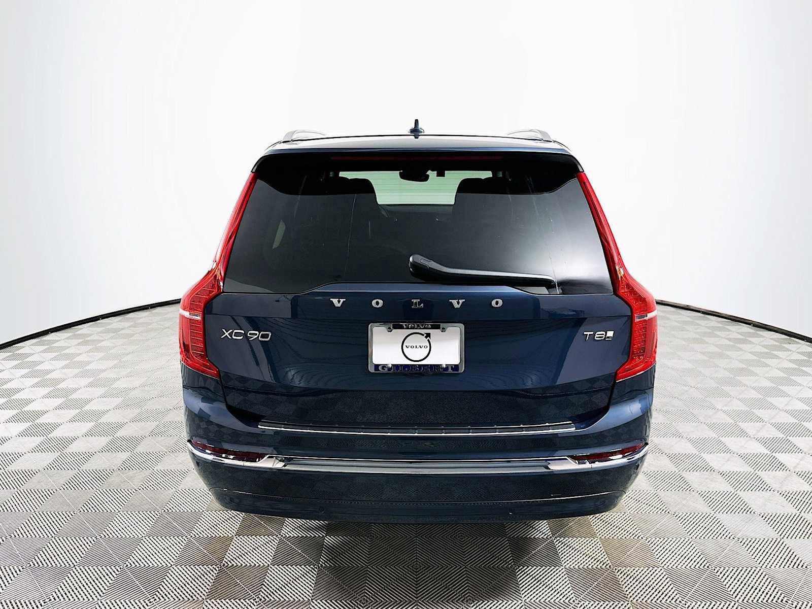 Certified 2025 Volvo XC90 T8 Plus w/ Protection Package Premier image 5