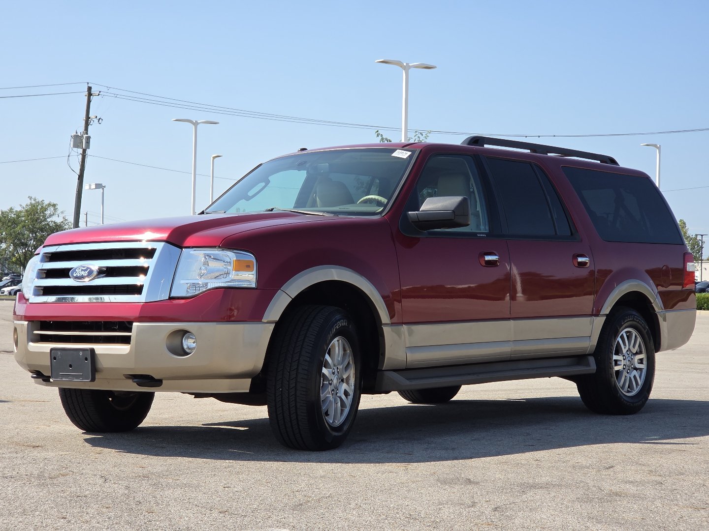 Used 2014 Ford Expedition EL XLT w/ Equipment Group 202A AWD/4WD image 11