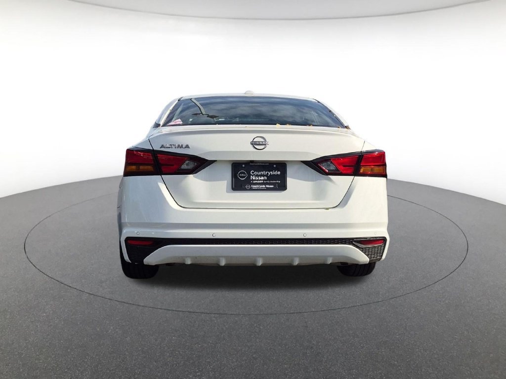 Used 2025 Nissan Altima 2.5 S FWD image 6