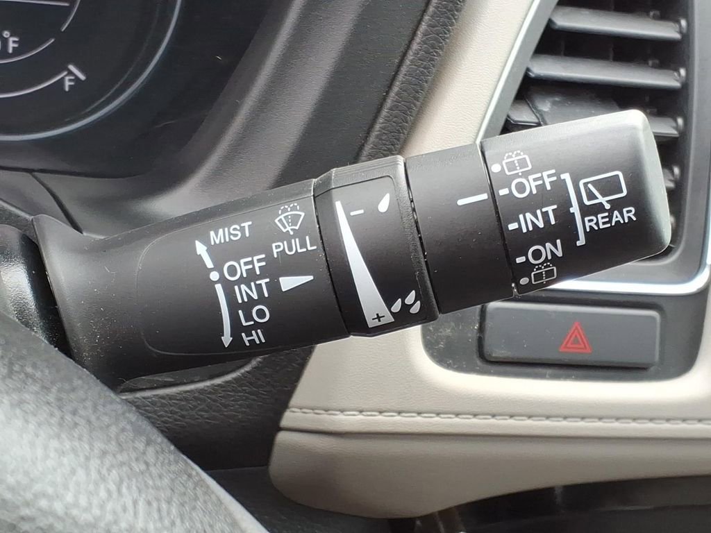 Used 2018 Honda HR-V EX-L image 26