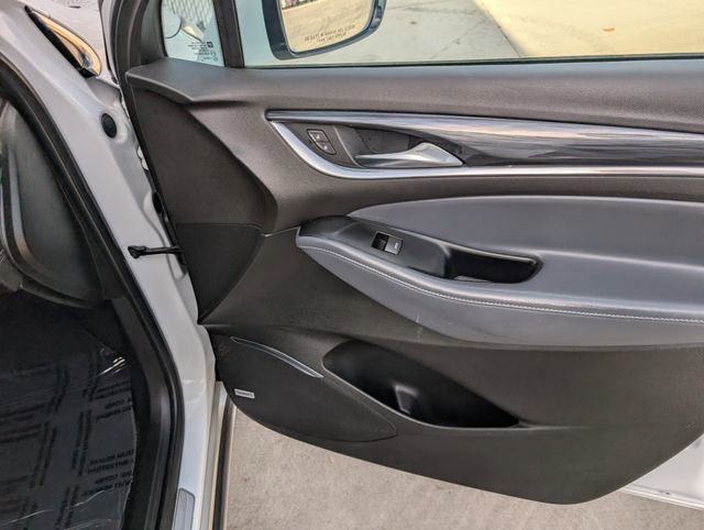 Used 2024 Buick Enclave Premium image 35