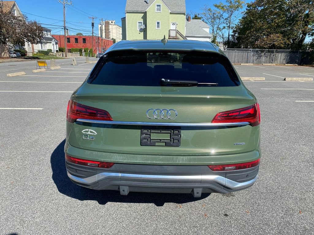 Used 2021 Audi Q5 Prestige w/ Prestige Package image 6